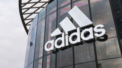 Adidas merkezine polis baskını! Yapılmayan üretimin arkasında sır perdesi…