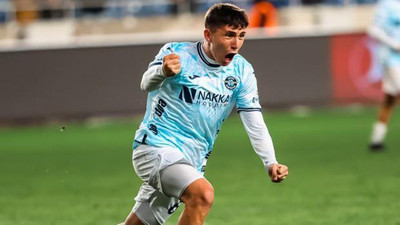 Adana Demirsporlu Ozan Demirbağ 16 yaşında Süper Lig tarihine geçti