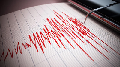 İstanbul'da korkutan deprem! Büyük panik yaşandı