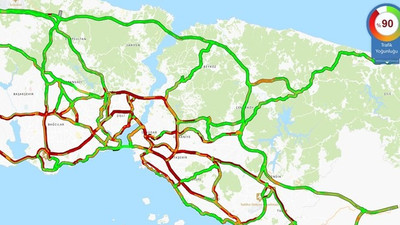 İstanbul'da trafik kilit: Yoğunluk yüzde 90'ı buldu!
