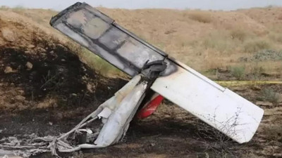İran Savunma Bakanlığına ait eğitim uçağı düştü
