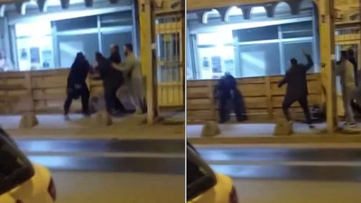 "İşlek taş attın" kavgası! Okey oynarken birbirlerine girdiler