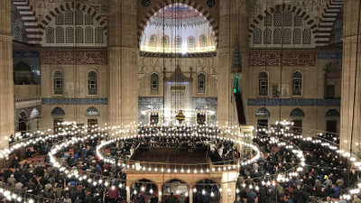 REGAİP KANDİLİ TARİHİ | 2025 Diyanet dini günler takvimi ile Regaip Kandili ne zaman, hangi tarihte?