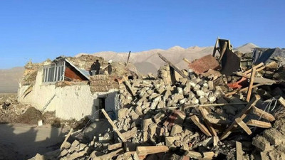 Çin'de büyük deprem! Çevre ülkelerden de hissedildi: Çok sayıda ölü var