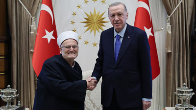 Cumhurbaşkanı Erdoğan, Mescid-i Aksa İmam Hatibi Sabri'yi kabul etti