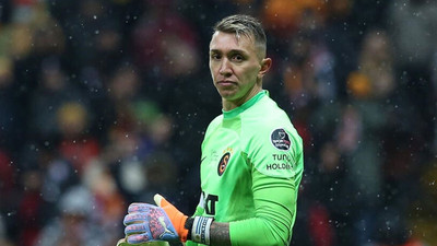 Fernando Muslera Galatasaray tarihine geçti!