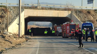 Denizli'de işçileri taşıyan midibüs devrildi: Çok sayıda ölü ve yaralı var