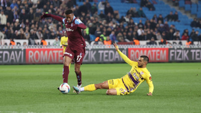 Trabzonspor evinde seriye bağladı! Eyüpspor'u tek golle geçti