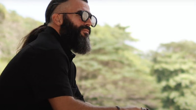 Bakanlıktan talep geldi! Turabi'nin İngilizce şarkısı engellendi mi, kaldırıldı mı?