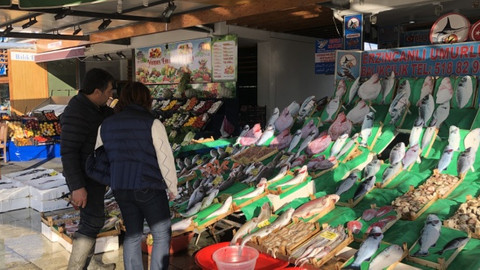 Lodos tezgahları da vurdu, en ucuz balık istavrit oldu!
