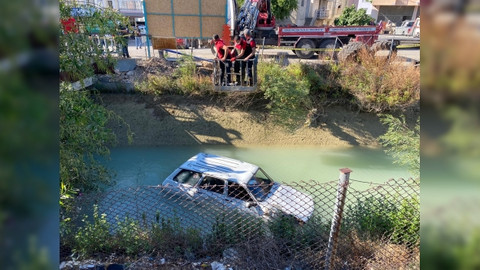 Otomobiliyle sulama kanalına uçan mahalle bekçisi yaşamını yitirdi