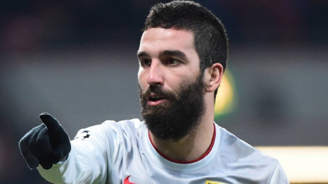 Bir dönem kapanıyor! Arda Turan futbolu bırakma kararı aldı