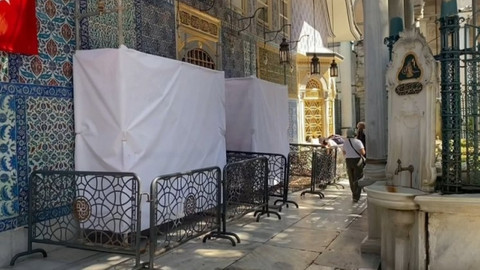 Eyüp Sultan Türbesi'ne saldırı!