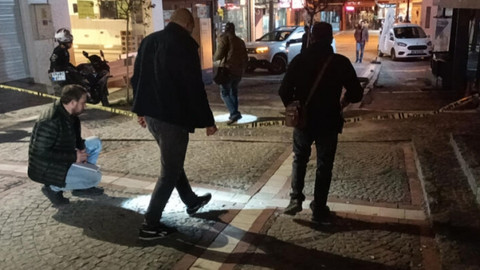 Husumetlisini silahla yaraladı!