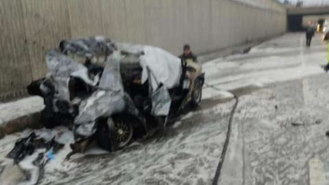 Tır'ın çarptığı otomobildeki evli çift öldü!
