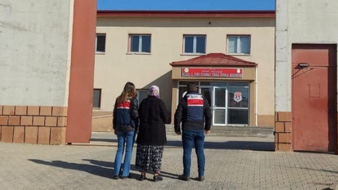 Yeni doğan bebeğini boğarak öldüren kadın, jandarmadan kaçamadı!