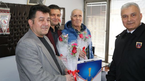 Balıkesir Jandarma’dan görme engellilere ziyaret