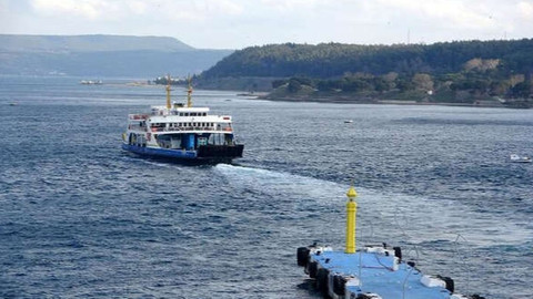 Bozcaada ve Gökçeada'da fırtına sebebiyle tüm feribot seferleri iptal edildi