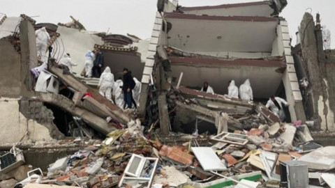 Deprem mağdurlarına borçlarını 6 ay erteleme imkanı