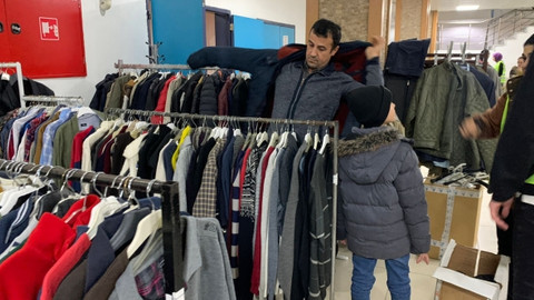 Misafir depremzedelere sosyal mağaza oluşturuldu