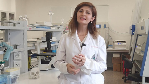 Alzheimer, ALS, Parkinson gibi hastalıklara çare geliyor! Türk bilim insanı Neslihan Taşlı’dan önemli başarı