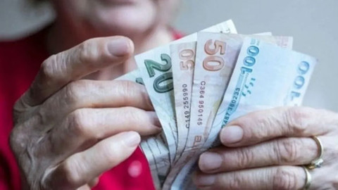 Emekliye zam düzenlemesi ne zaman yasalaşacak? AK Parti'den açıklama