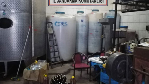 Jandarmadan sahte içki operasyonu: Piyasa değeri 2.6 milyon TL! 52 ton ele geçirildi