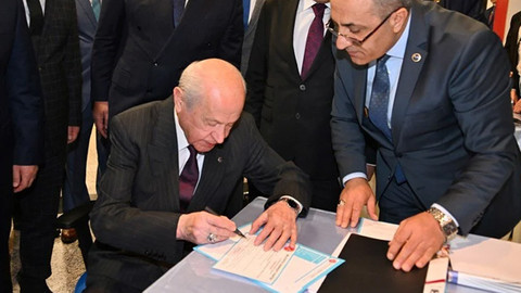 MHP lideri Bahçeli, milletvekili adaylık başvurusunu yaptı