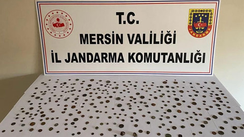 Müşteri ararken jandarmaya takıldı! tarihi eser kaçakçısı kıskıvrak yakalandı