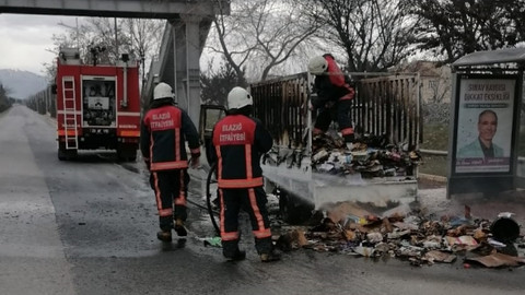 Seyir halinde olan kamyonet yandı! İçinde bulunan çocuk yaralandı