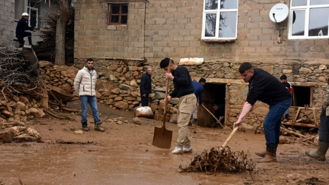 Sulama göleti taştı; tarım alanları zarar gördü!