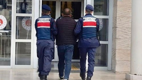 İki ayrı suçtan aranıyordu! Jandarma kıskıvrak paketledi