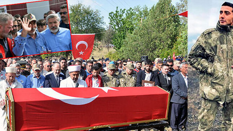 Şehit oğlunu el sallayarak uğurladı