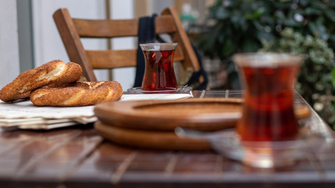 İstanbul'da simit 10 TL oldu: Fırıncılar 'Zam yapmaya mecburduk' dedi...
