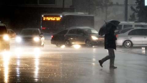 Meteoroloji'den bölge bölge sağanak yağış uyarısı