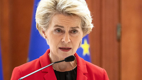 Von der Leyen: Hastane vurmak doğru değil