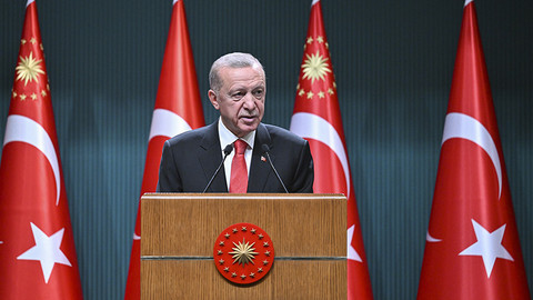 Erdoğan: Açlık çekenler 4 kez doyurulabilirdi!