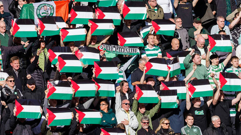 Filistin destekçisi Celtic taraftarları stada alınmadı