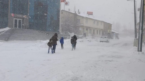Erzurum'un o ilçelerinde eğitime ara verildi! Hangi okullar tatil?