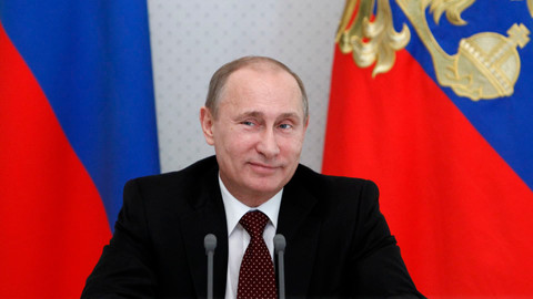 Rusya’da seçimi Putin kazandı