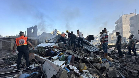 İsrail saldırıları devam ediyor: Gazze'de ölenlerin sayısı 15 bin 523'e yükseldi