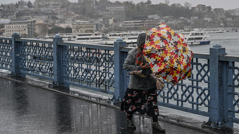 Meteoroloji günlerdir uyarıyordu... Sağanak ve fırtına kapıya dayandı! Çok kuvvetli vuracak