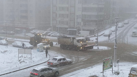 Adıyaman'da kar yağışı etkili oluyor
