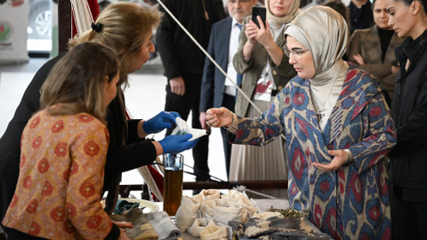 Emine Erdoğan Siirtli kadınlarla bir araya geldi: