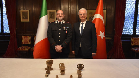 İtalya'da bulunan Anadolu topraklarına ait bazı kültür varlıkları, Türkiye'ye iade edildi