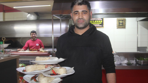 Mersin'de garson, müşteriyi Heimlich manevrasıyla kurtardı