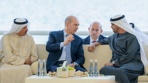 TBMM Başkanı Kurtulmuş, BAE Devlet Başkanı Al Nahyan ile görüştü