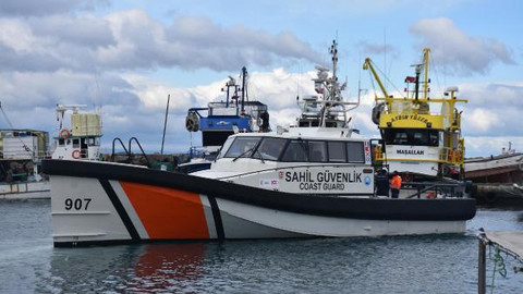 Dikili'de balıkçı teknesi battı: 4 ölü, 1 kayıp (3)