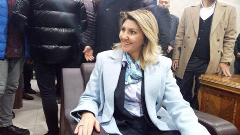Iğdır’ın ilk kadın belediye başkan adayına coşkulu karşılama