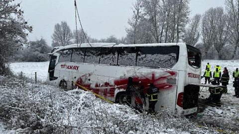 Kastamonu'da yolcu otobüsü devrildi: 6 ölü, 33 yaralı (2)